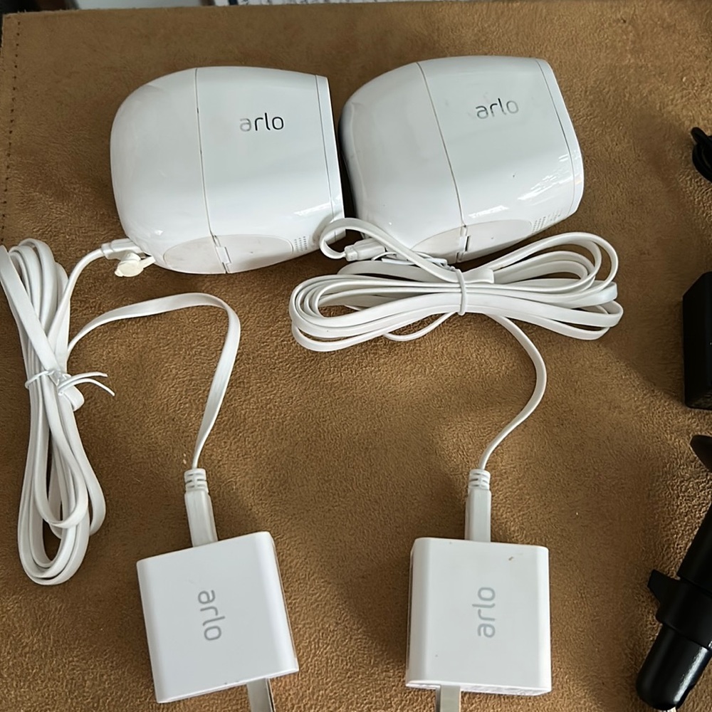 Arlo Security Cameras! - Excellent condition!